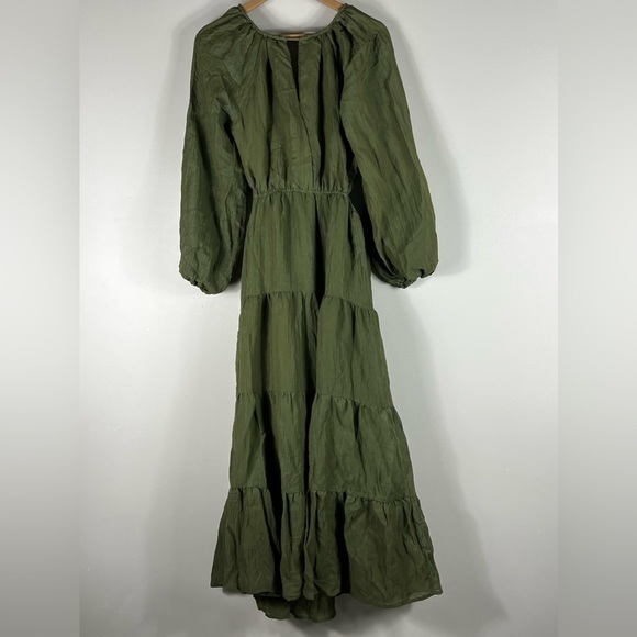 ASTR Olive Green Freya Cut Out Midriff Maxi Dress - Picture 4 of 7